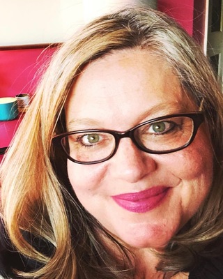 Lezlee Hays's profile image