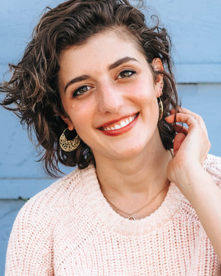 Liz Folie's profile picture